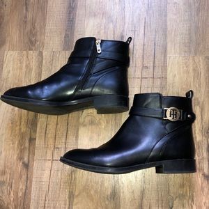 Tommy Hilfiger Ankle Booties size 8w